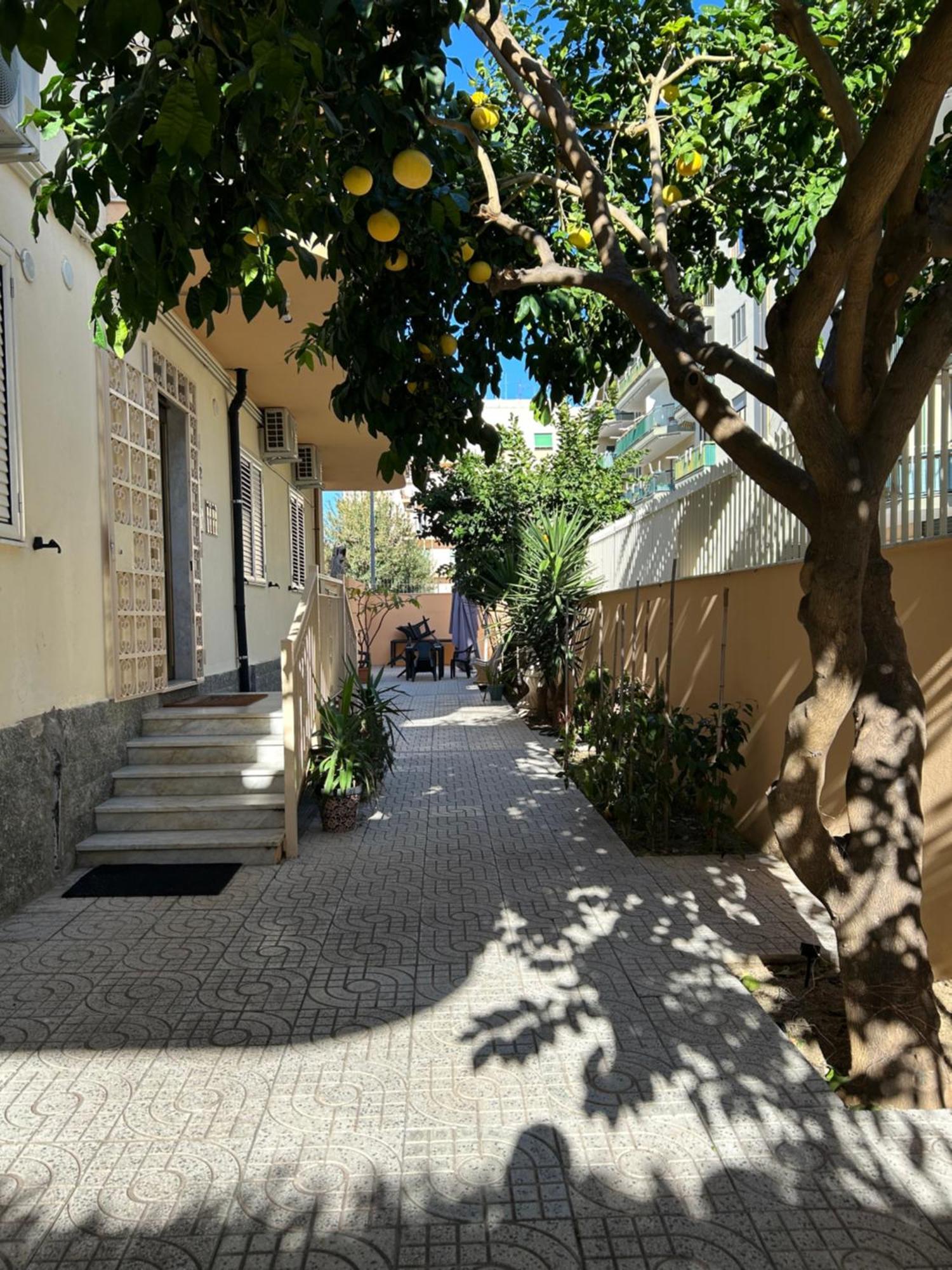 B&B Confort Reggio di Calabria Exterior foto